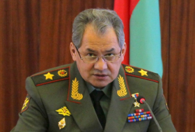 Sergueï Choïgou a eu des entretiens en urgence avec les ministres de la défense d`Azerbaïdjan et d`Arménie